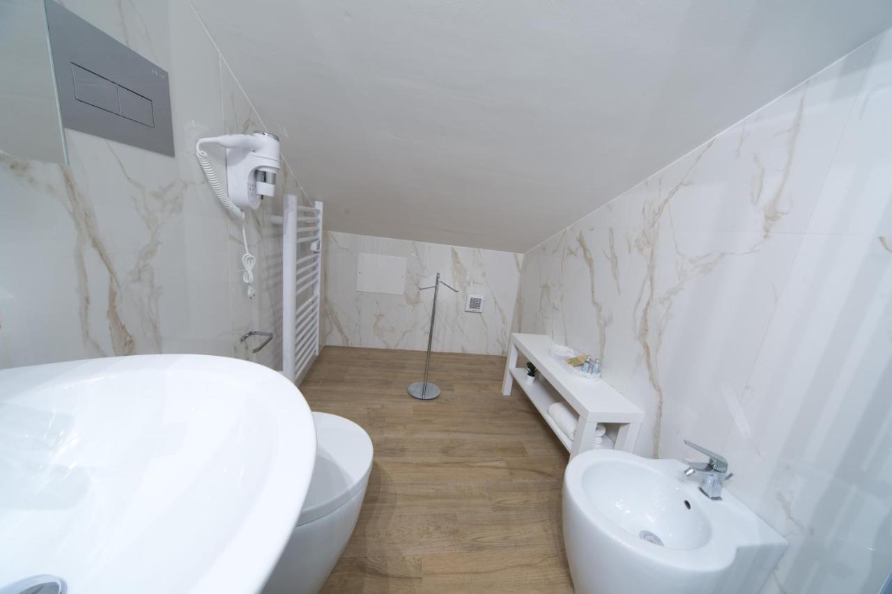 Slow Chic Apartment Beb Policlinico Messina Ngoại thất bức ảnh