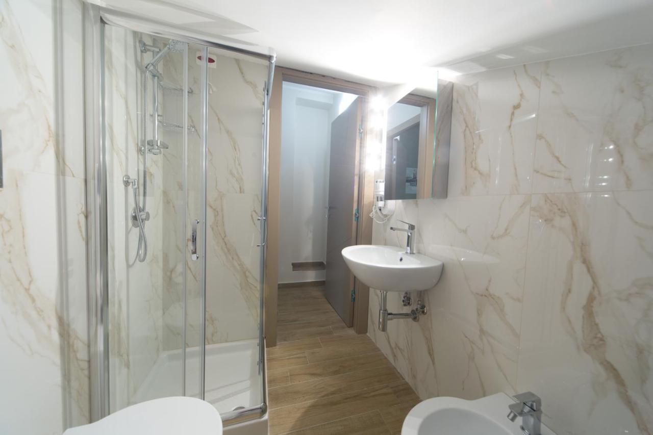 Slow Chic Apartment Beb Policlinico Messina Ngoại thất bức ảnh