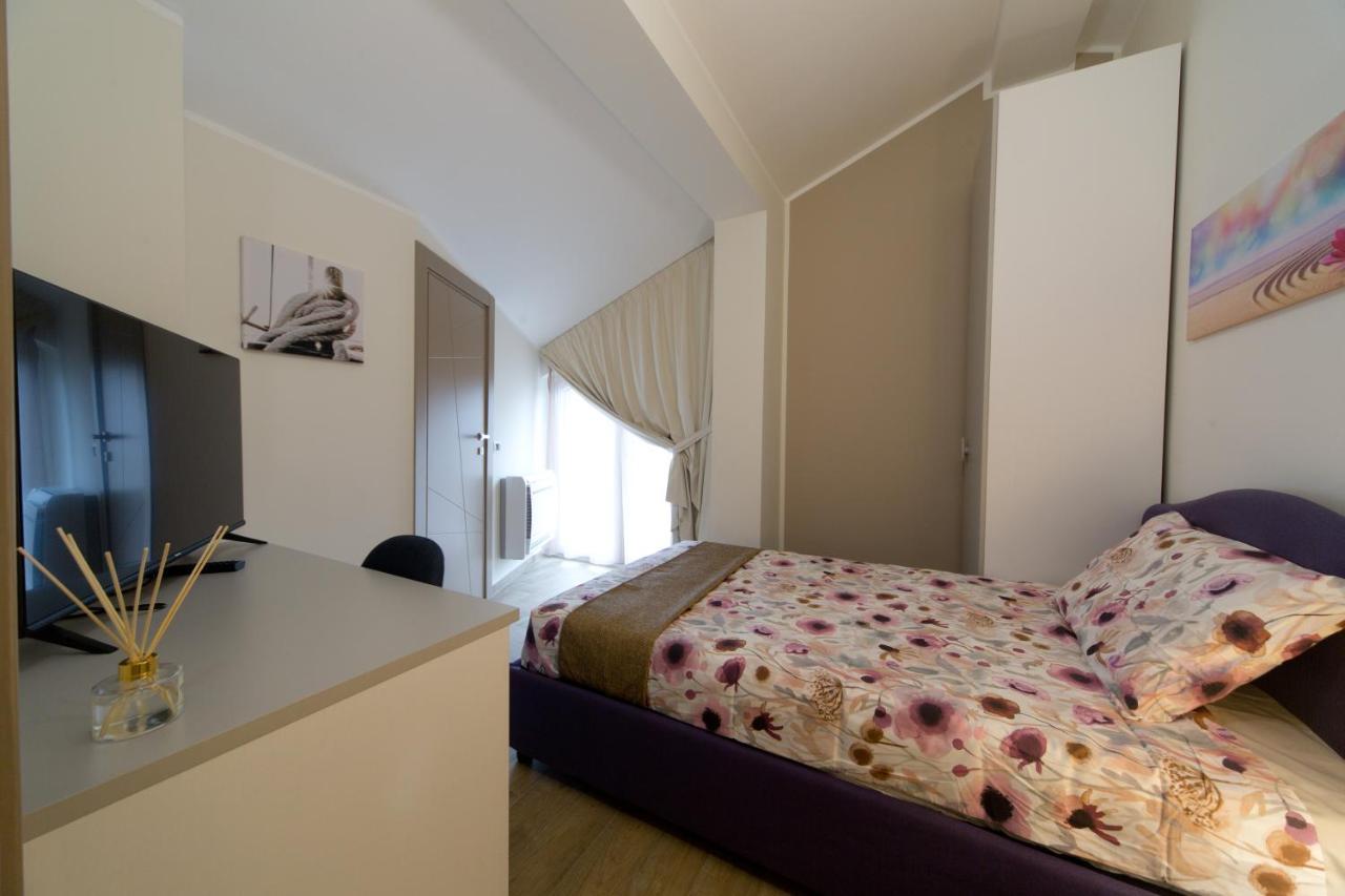 Slow Chic Apartment Beb Policlinico Messina Ngoại thất bức ảnh