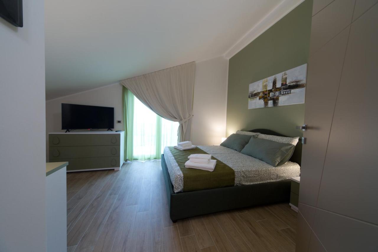 Slow Chic Apartment Beb Policlinico Messina Ngoại thất bức ảnh