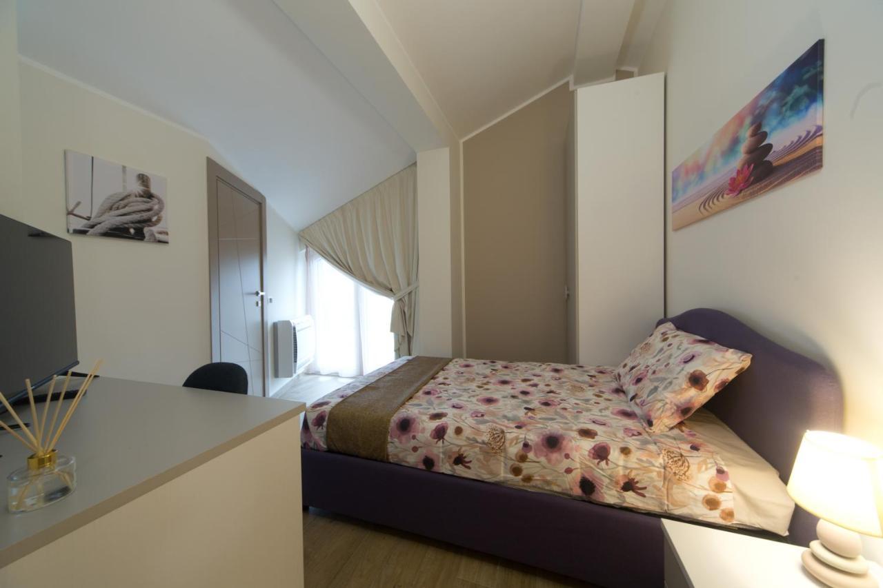 Slow Chic Apartment Beb Policlinico Messina Ngoại thất bức ảnh
