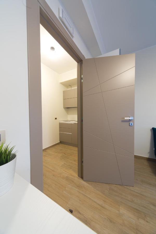 Slow Chic Apartment Beb Policlinico Messina Ngoại thất bức ảnh