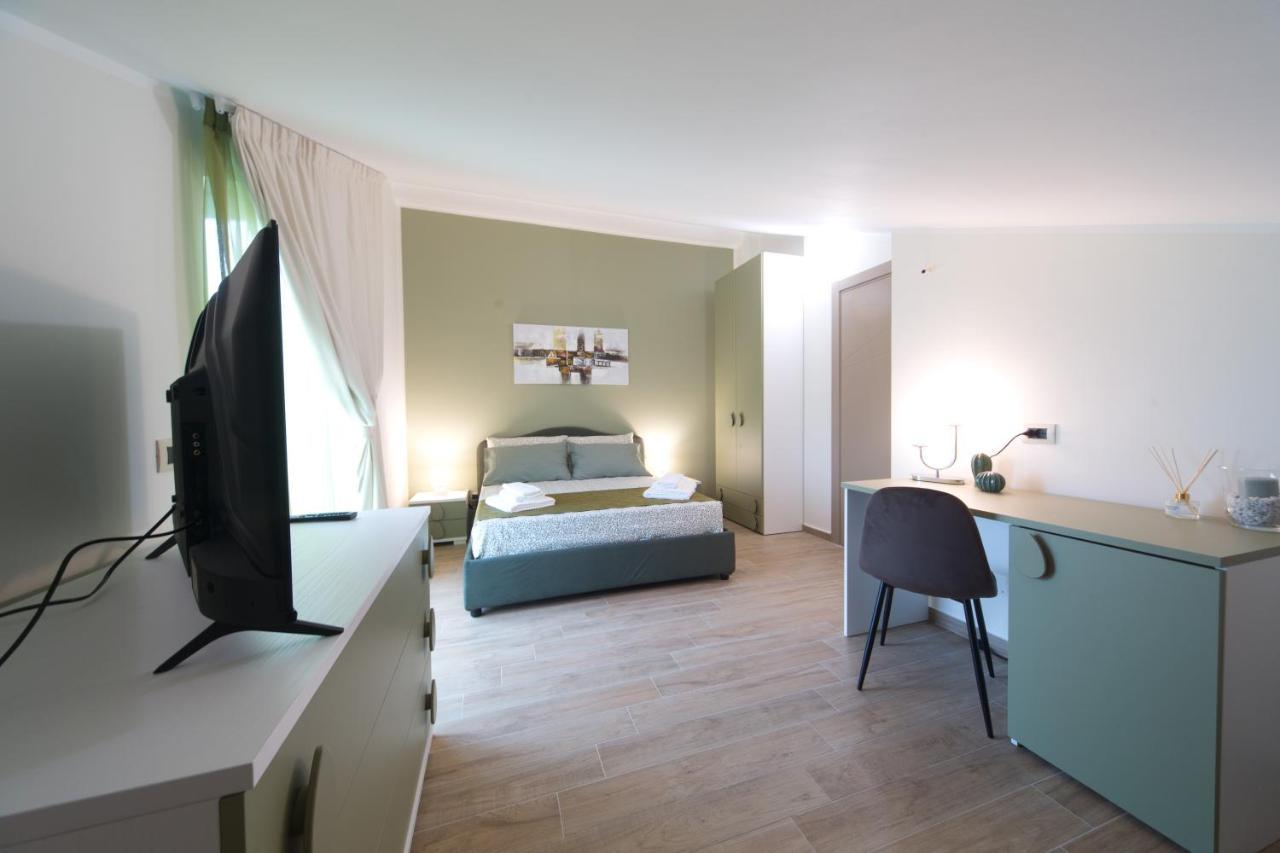 Slow Chic Apartment Beb Policlinico Messina Ngoại thất bức ảnh